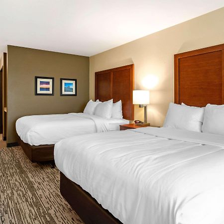 Comfort Inn & Suites Ames Near Isu Campus Kültér fotó