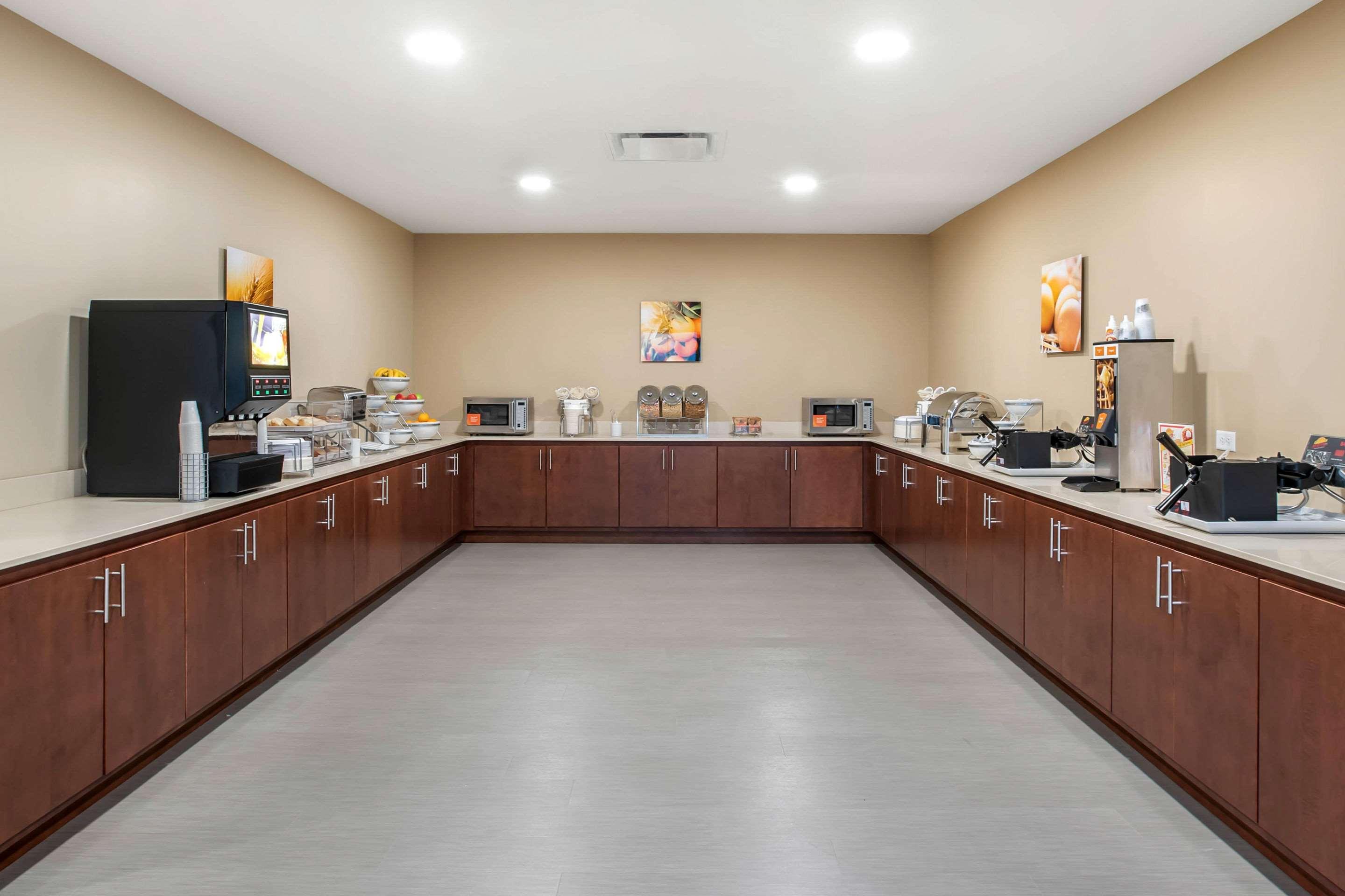 Comfort Inn & Suites Ames Near Isu Campus Kültér fotó