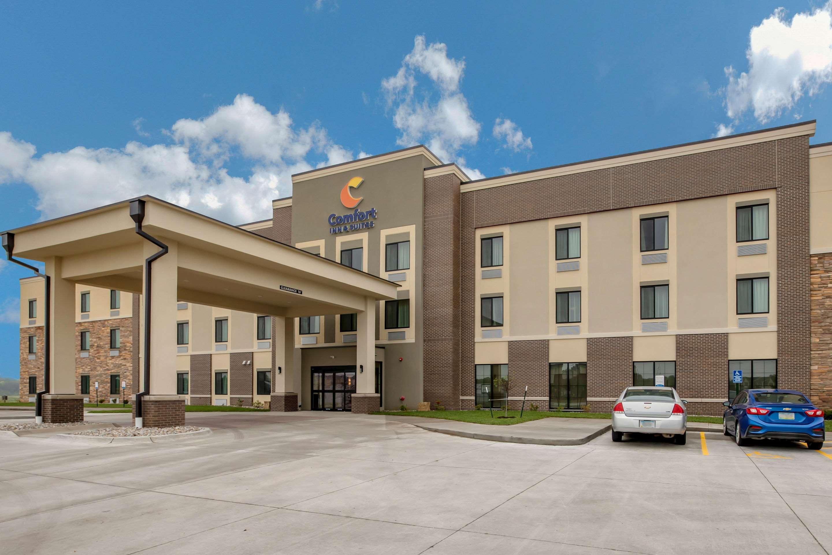 Comfort Inn & Suites Ames Near Isu Campus Kültér fotó