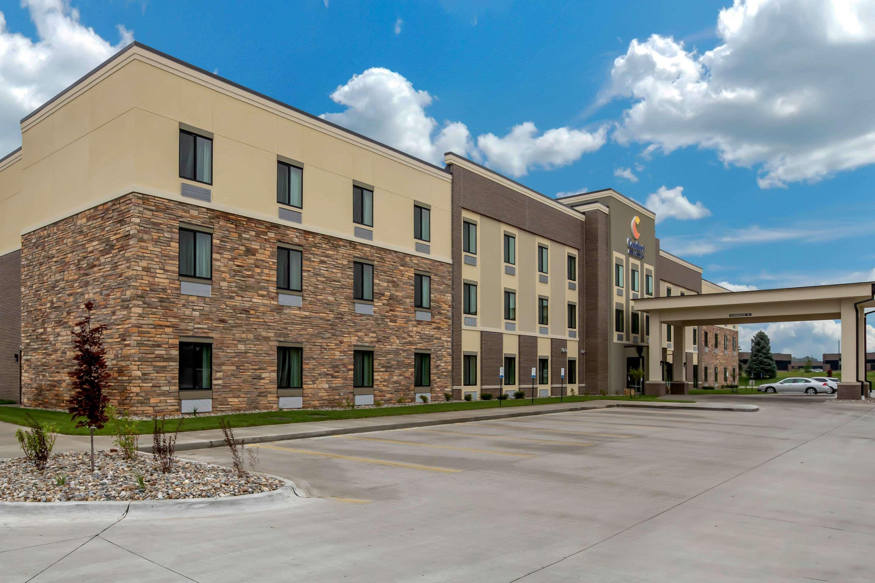 Comfort Inn & Suites Ames Near Isu Campus Kültér fotó