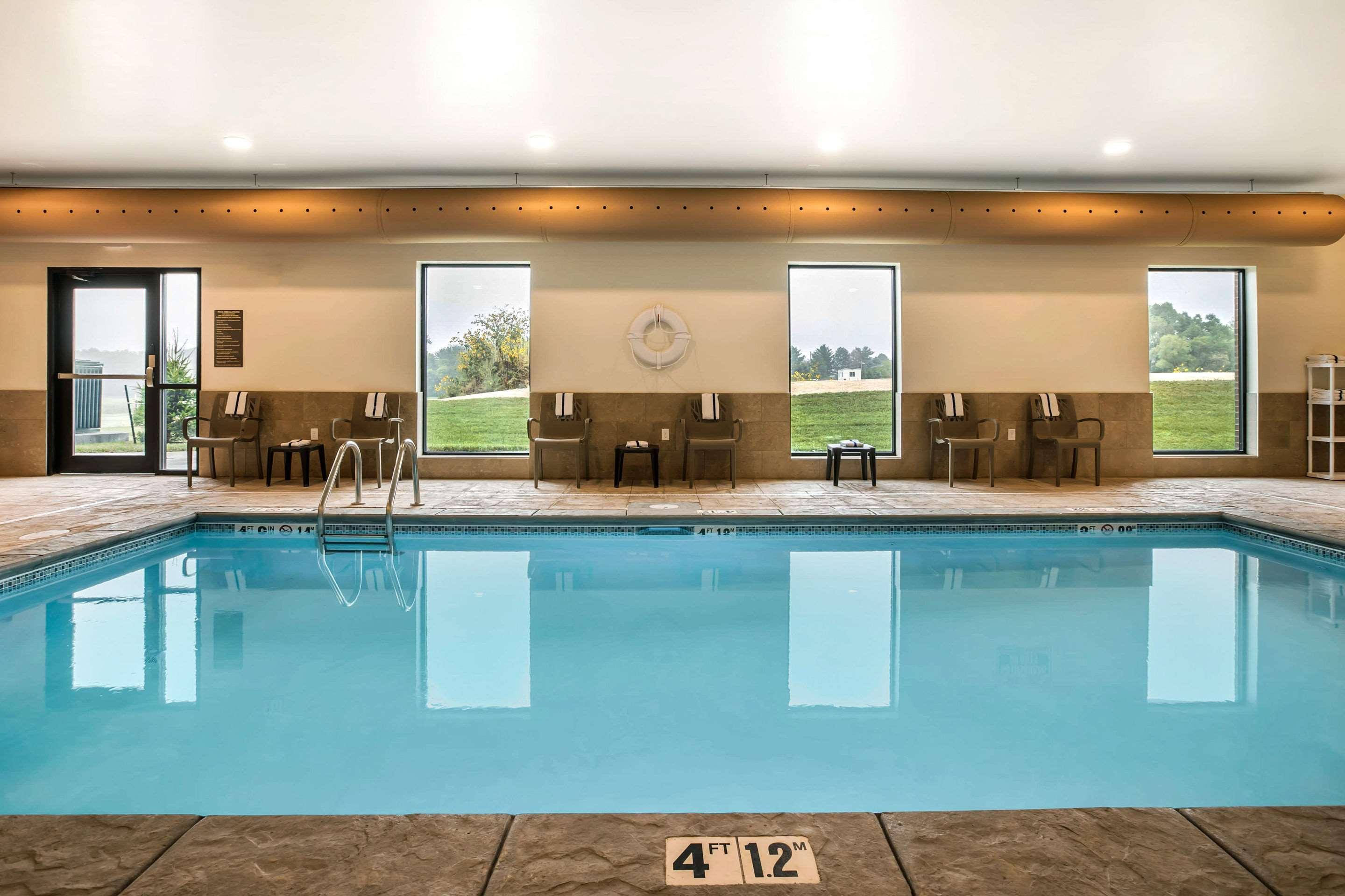 Comfort Inn & Suites Ames Near Isu Campus Kültér fotó